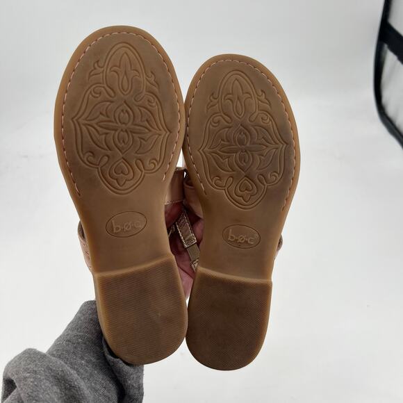 BOC Born Concept Brown Gold Women Strappy Sandal Shoes leather Flip Flops Sz 7 - Picture 3 of 5